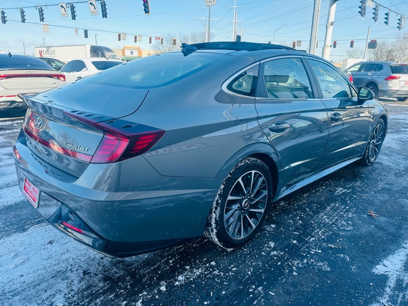 Hyundai Sonata  2022