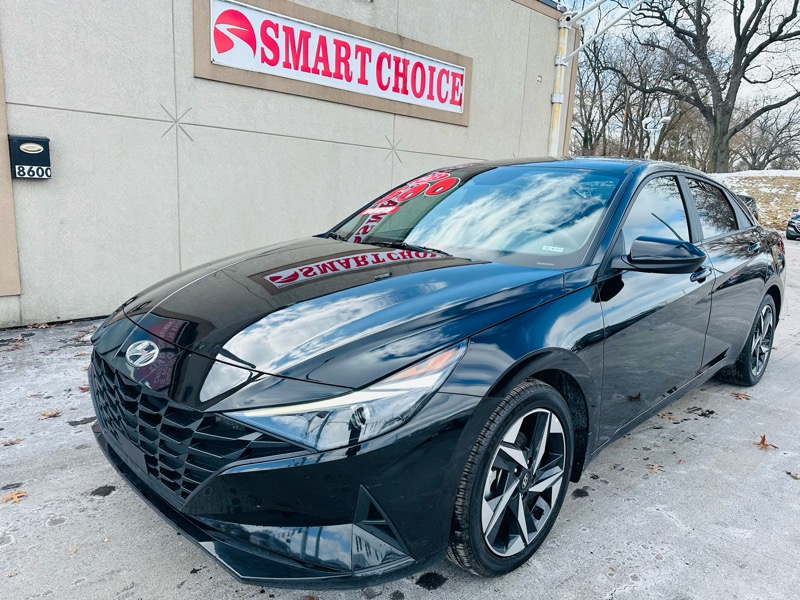 Hyundai Elantra  2023