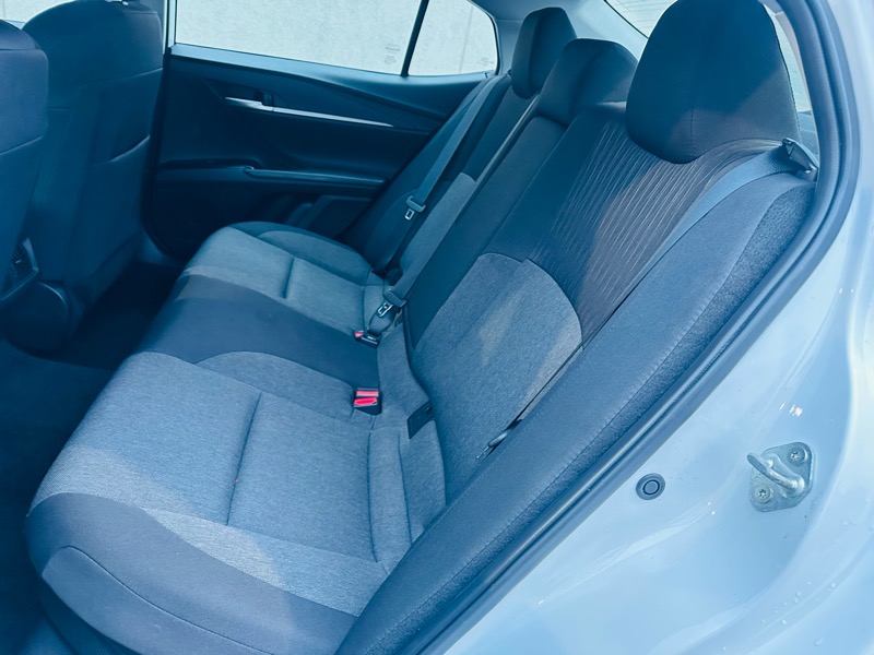 Toyota Camry Hybrid  2025