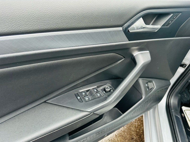 Volkswagen Jetta  2024