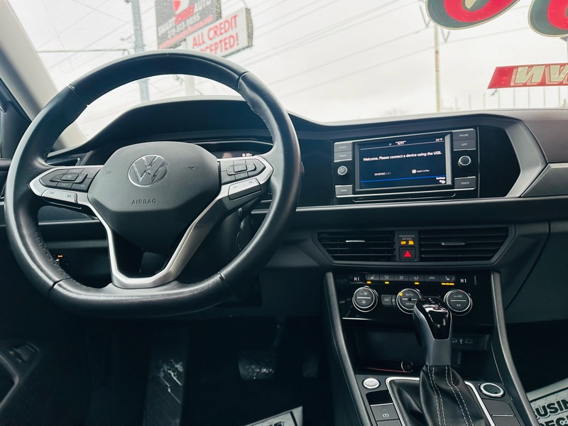 Volkswagen Jetta  2024