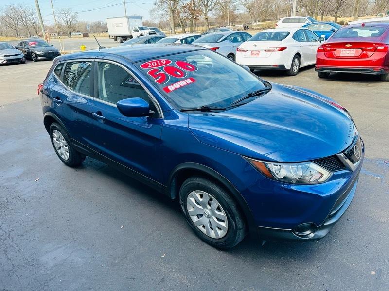 Nissan Rogue Sport  2019