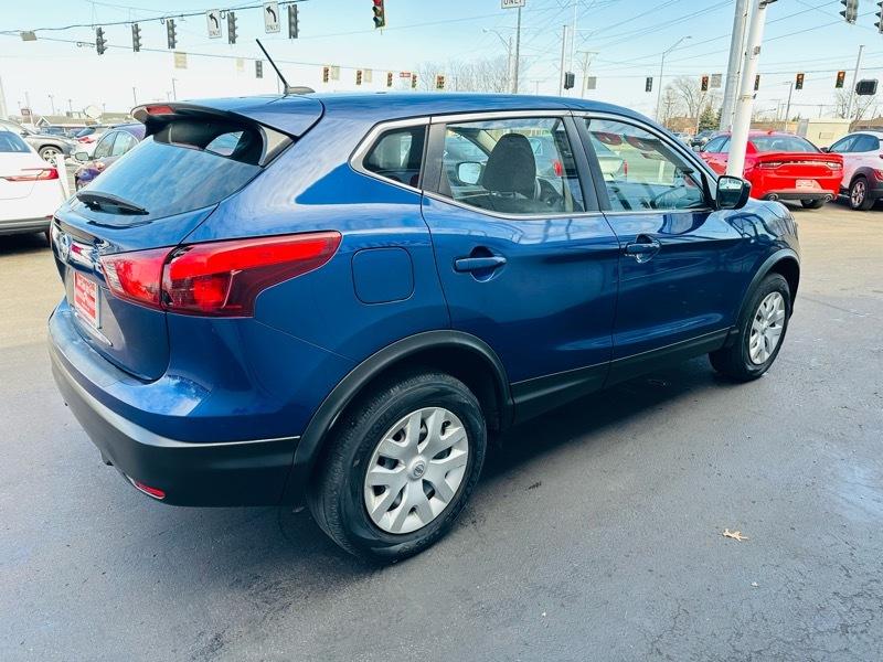 Nissan Rogue Sport  2019