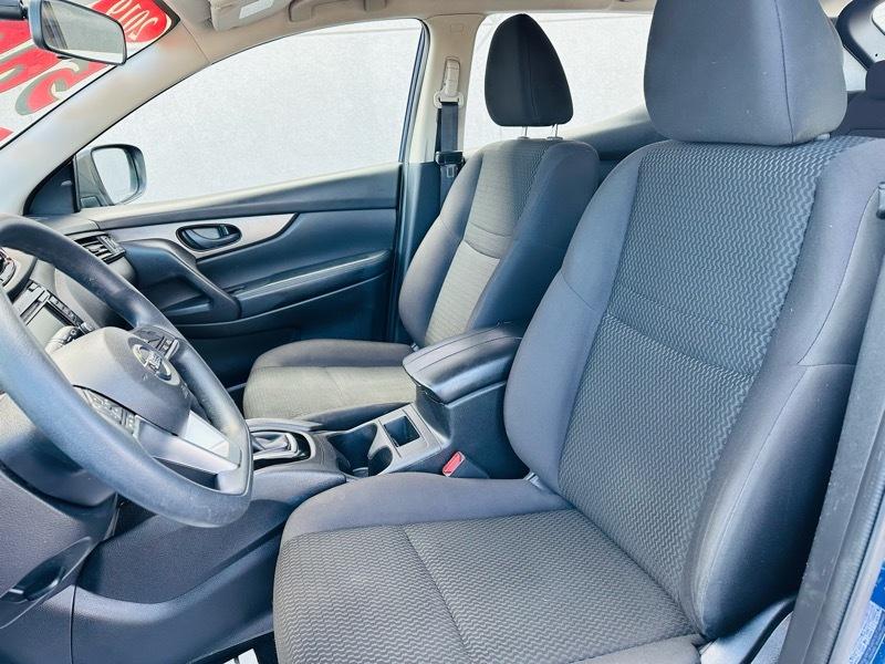 Nissan Rogue Sport  2019