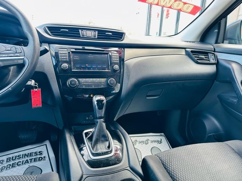 Nissan Rogue Sport  2019