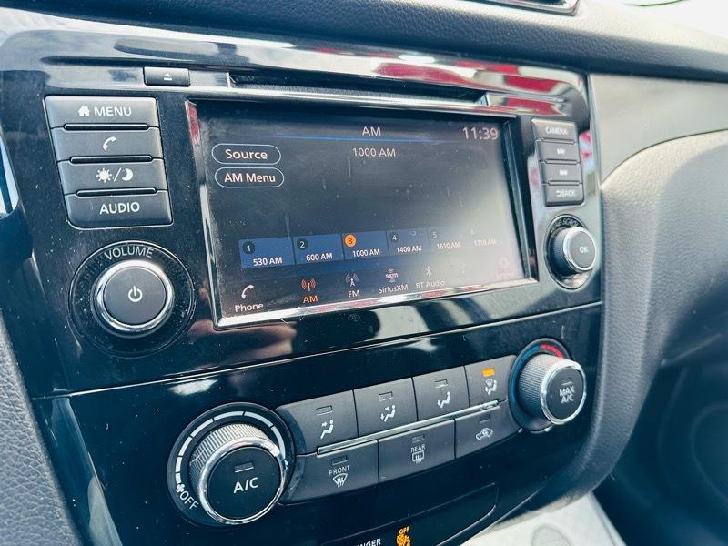 Nissan Rogue Sport  2019