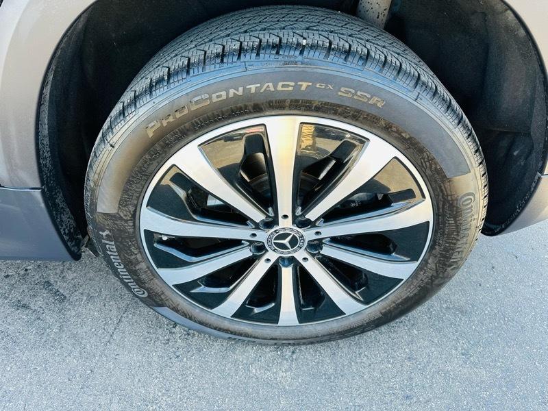 Mercedes-Benz GLB-Class  2021