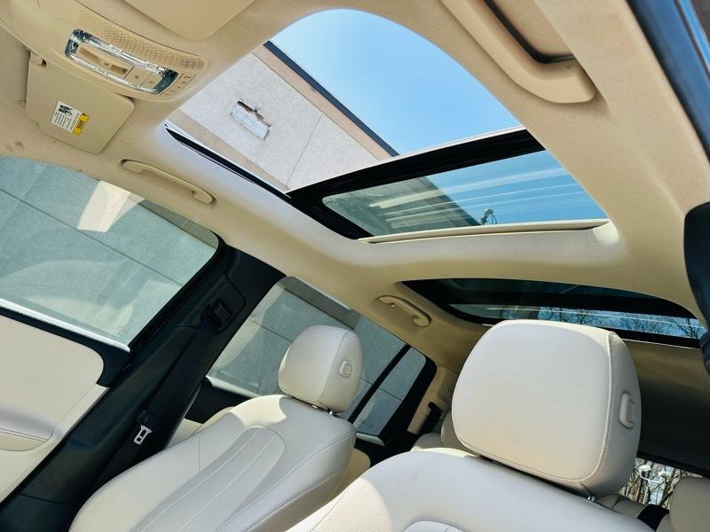 Mercedes-Benz GLB-Class  2021