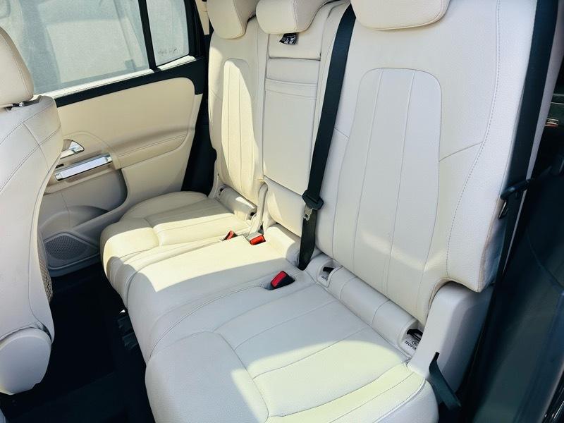 Mercedes-Benz GLB-Class  2021