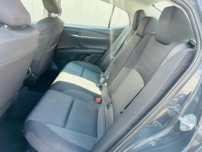 Toyota Camry Hybrid  2025