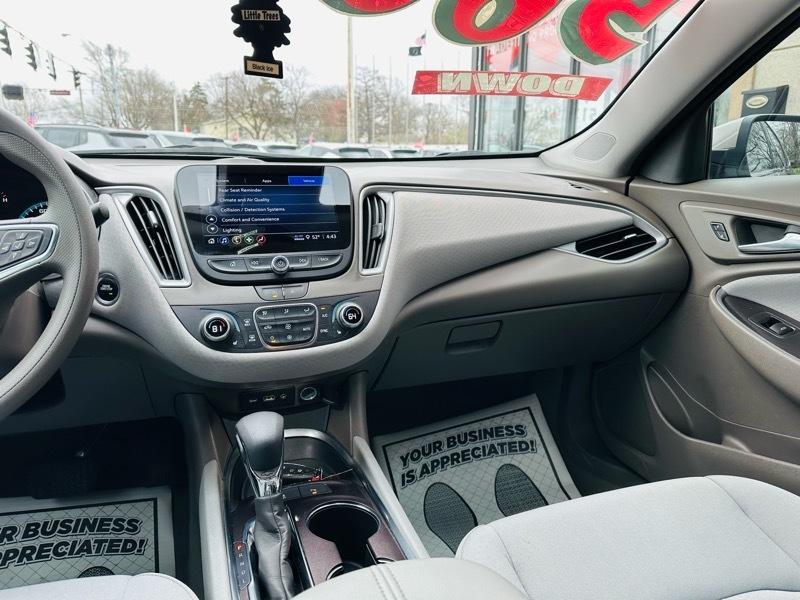 Chevrolet Malibu  2025