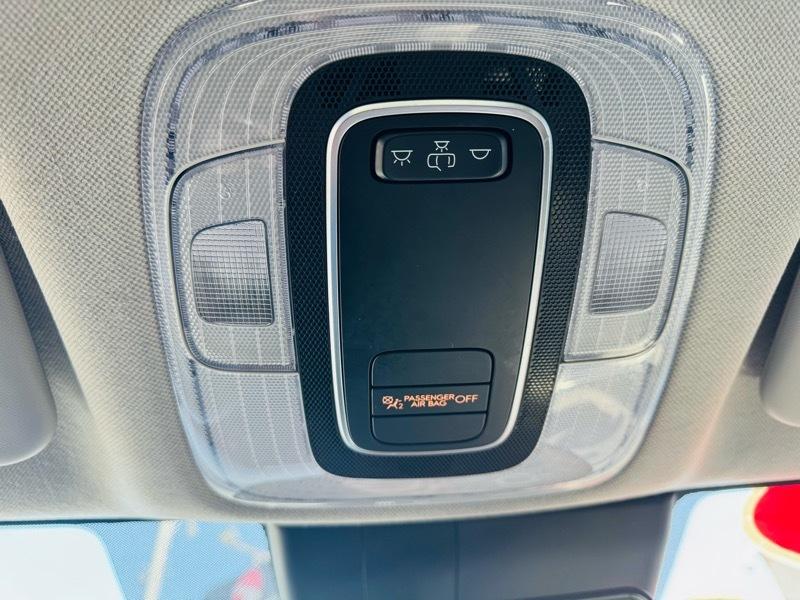 Hyundai Elantra  2024