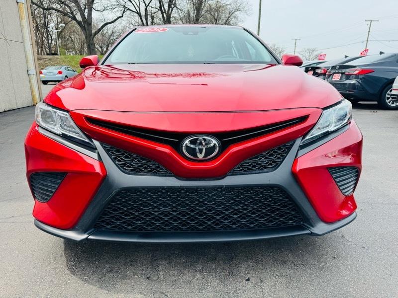 Toyota Camry  2020