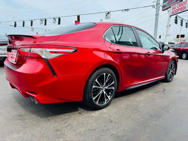 Toyota Camry  2020