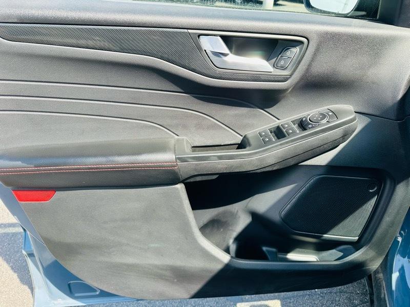 Ford Escape  2025