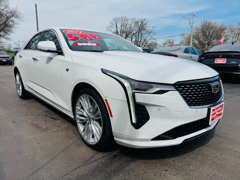 Cadillac CT4  2024