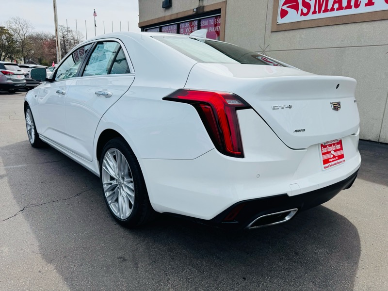 Cadillac CT4  2024