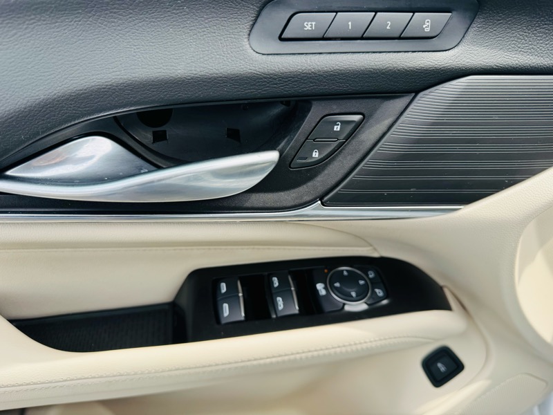 Cadillac CT4  2024