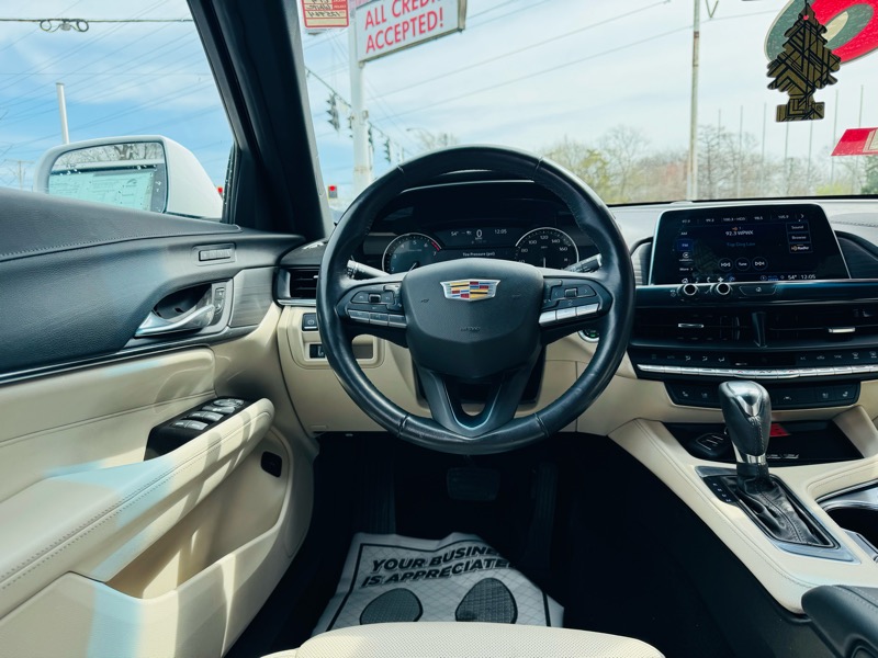 Cadillac CT4  2024