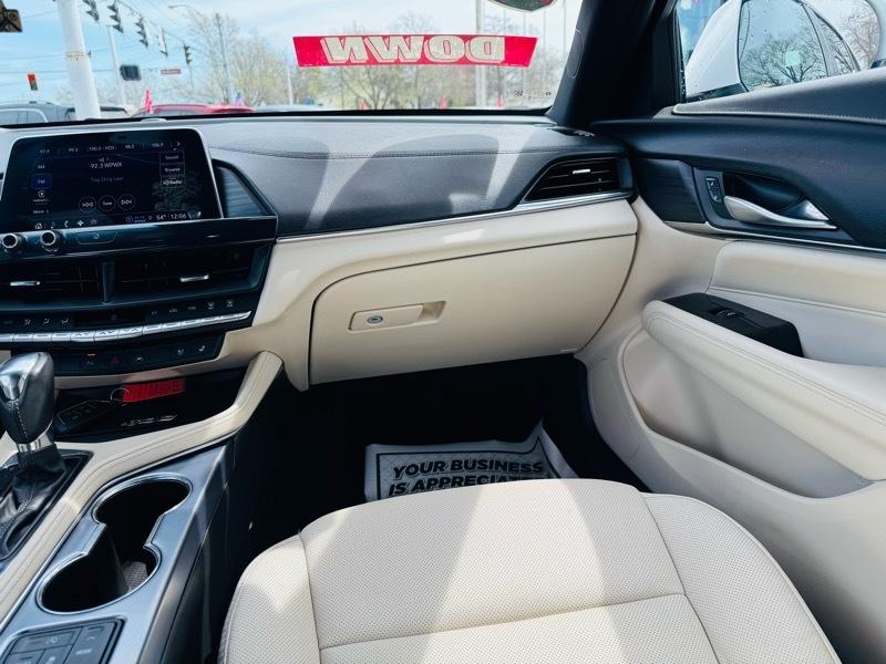 Cadillac CT4  2024
