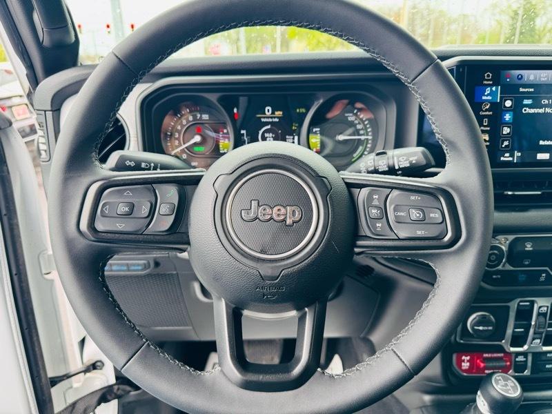 Jeep Wrangler 4xe  2025