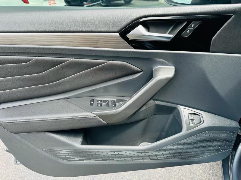 Volkswagen Jetta  2024