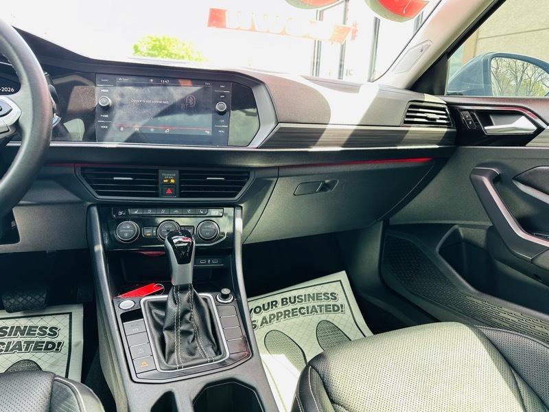 Volkswagen Jetta  2024