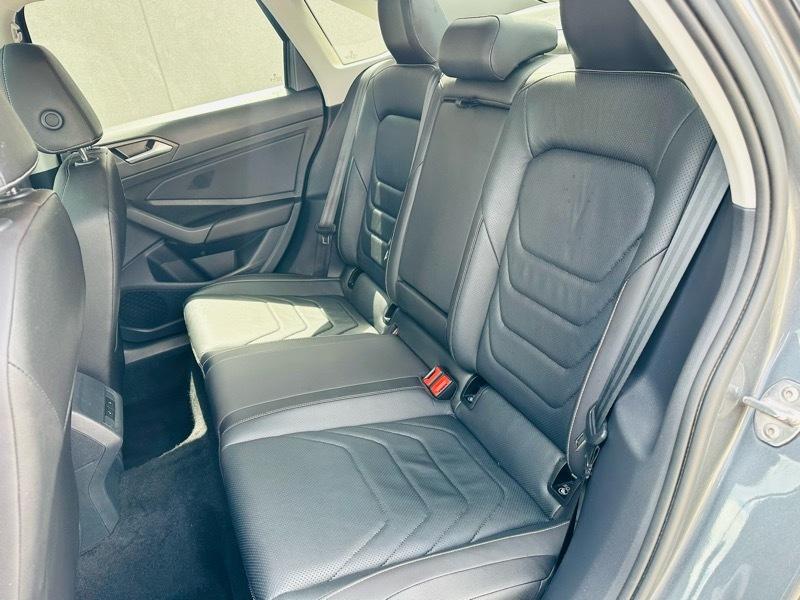 Volkswagen Jetta  2024