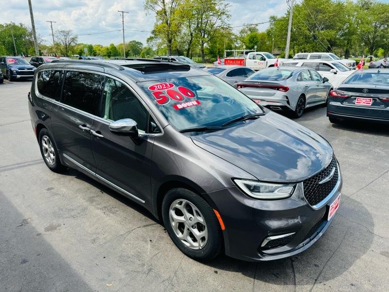 Chrysler Pacifica  2023