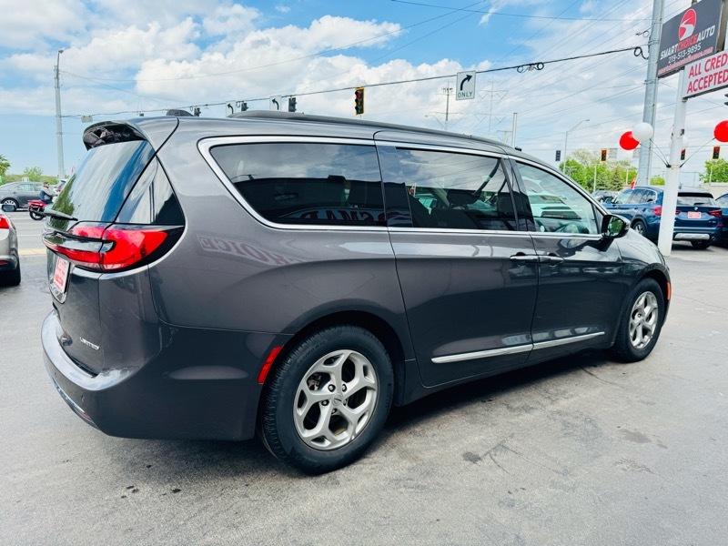 Chrysler Pacifica  2023