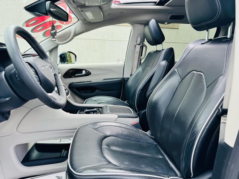 Chrysler Pacifica  2023