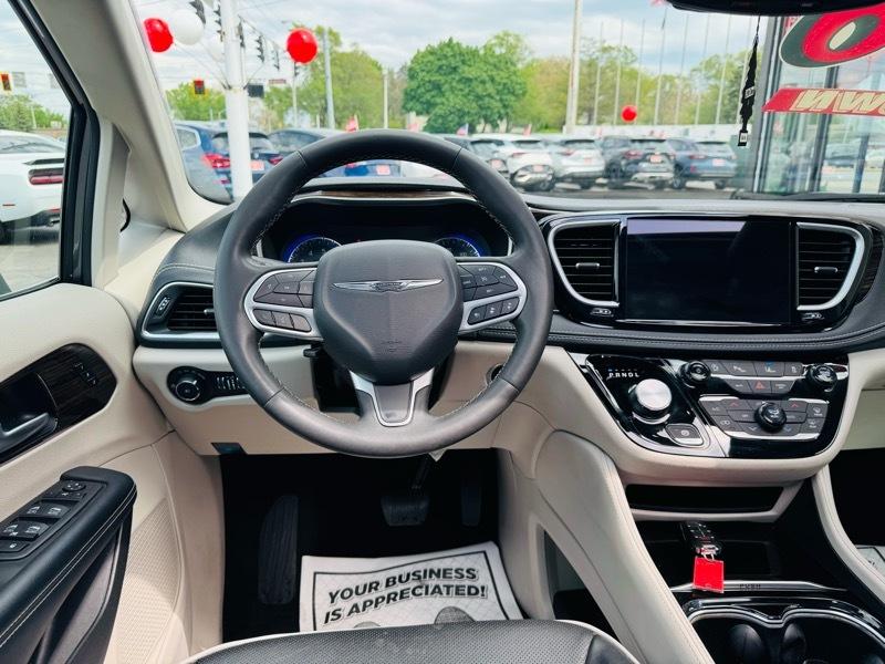 Chrysler Pacifica  2023