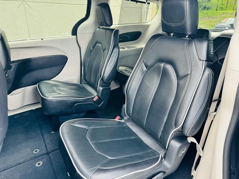 Chrysler Pacifica  2023
