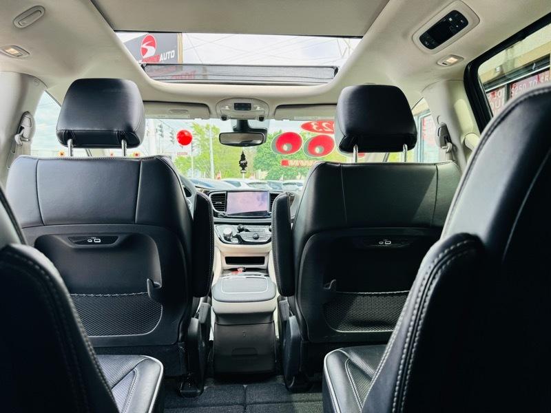 Chrysler Pacifica  2023