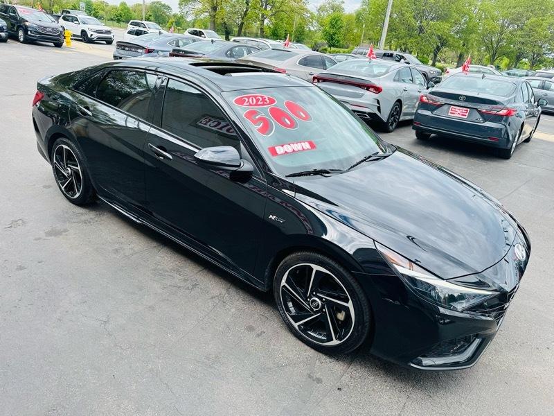 Hyundai Elantra  2023