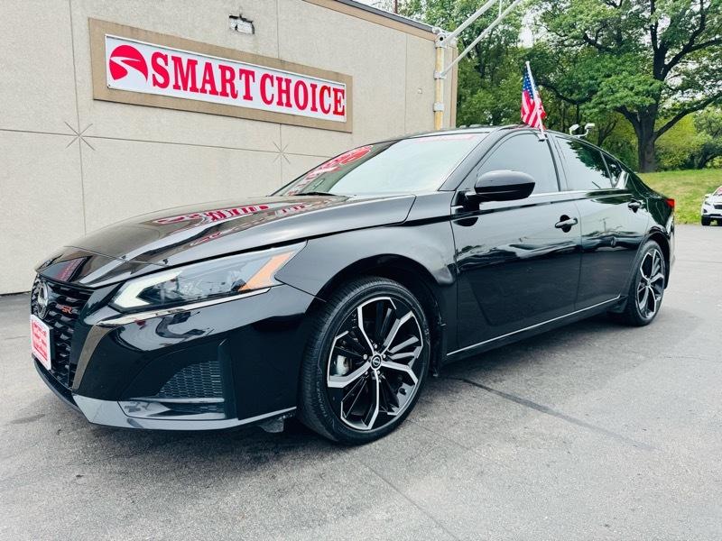 Nissan Altima  2023