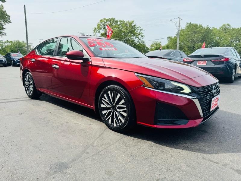 Nissan Altima  2023