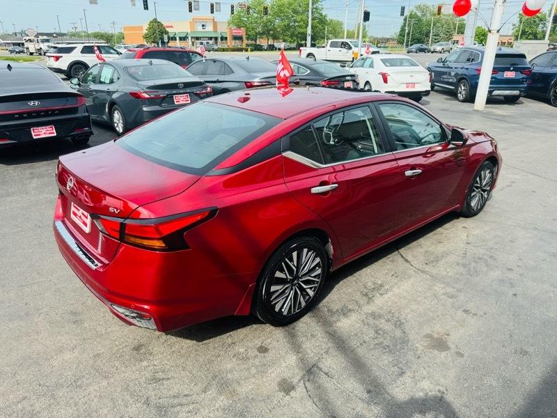 Nissan Altima  2023