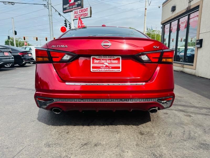 Nissan Altima  2023