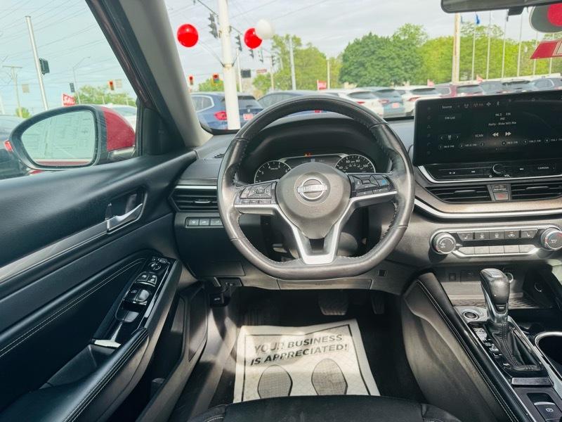 Nissan Altima  2023