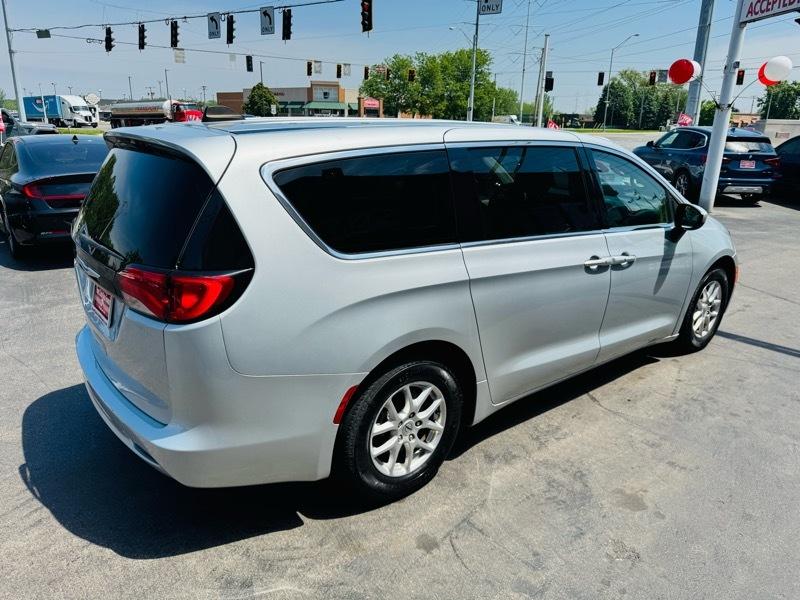 Chrysler Voyager  2022