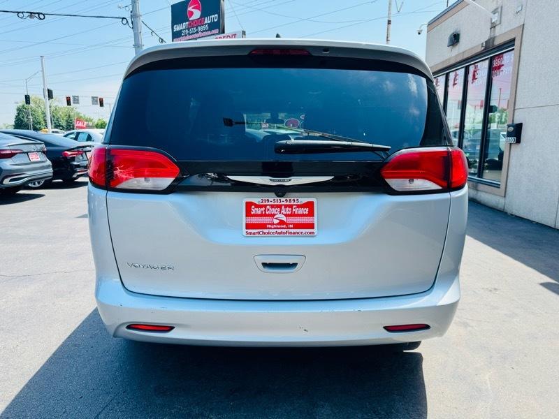 Chrysler Voyager  2022