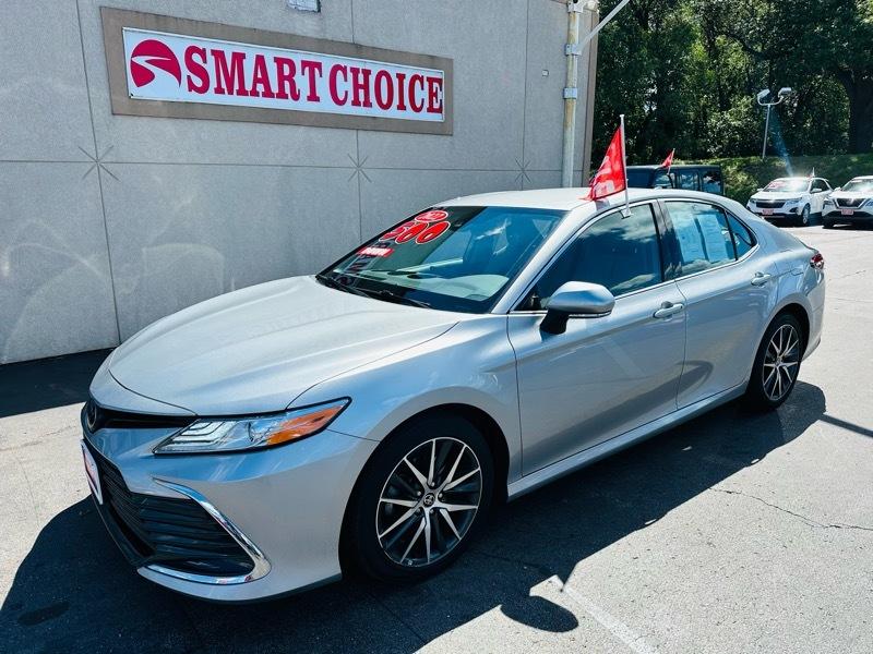 Toyota Camry  2022