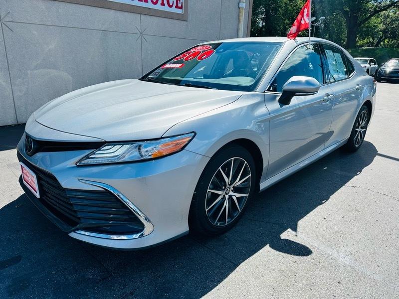 Toyota Camry  2022