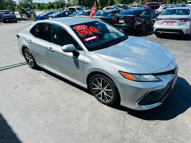 Toyota Camry  2022