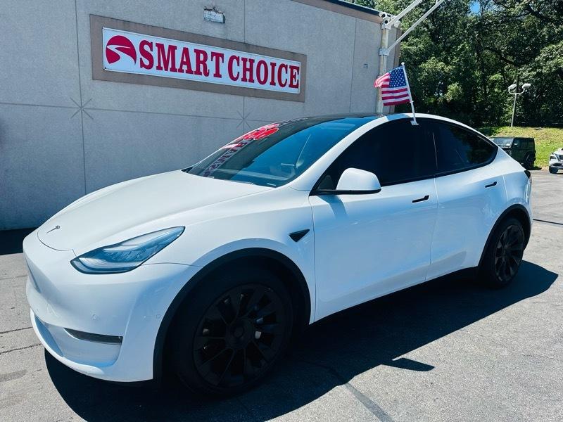 Tesla Model Y  2020