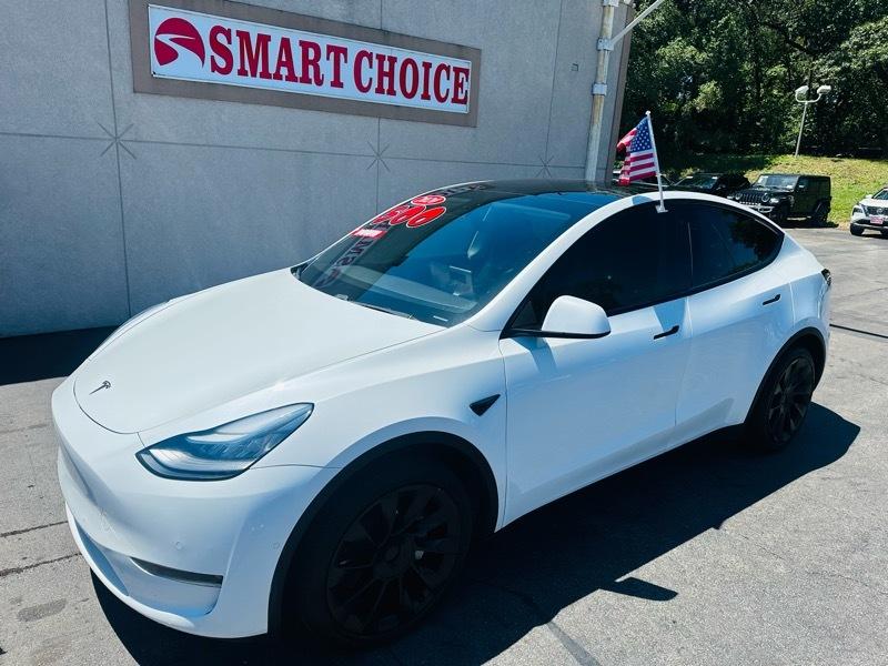 Tesla Model Y  2020