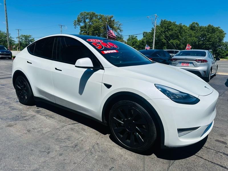 Tesla Model Y  2020