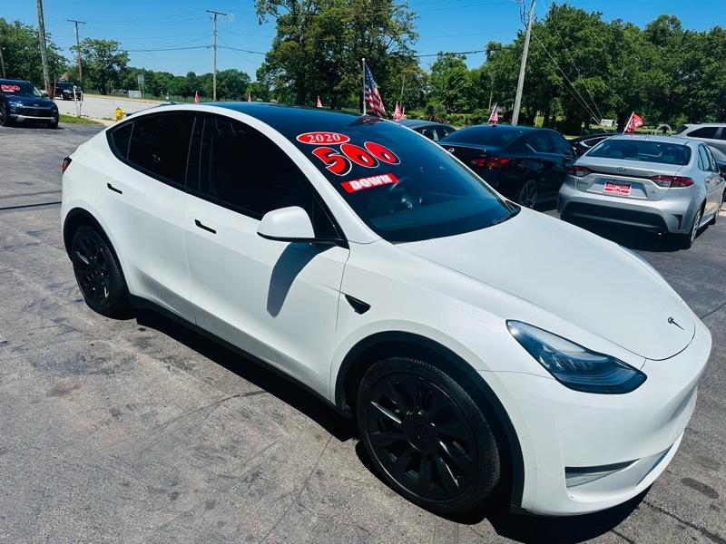 Tesla Model Y  2020