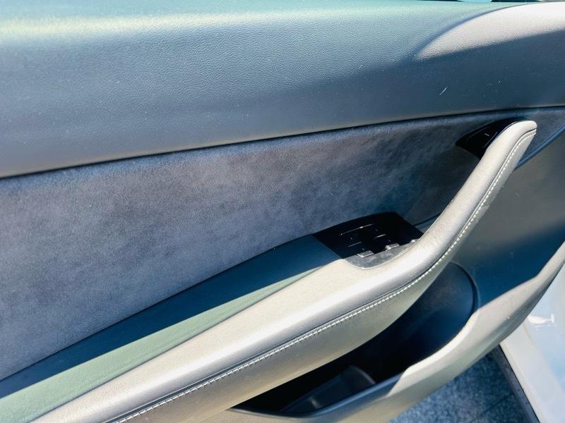 Tesla Model Y  2020